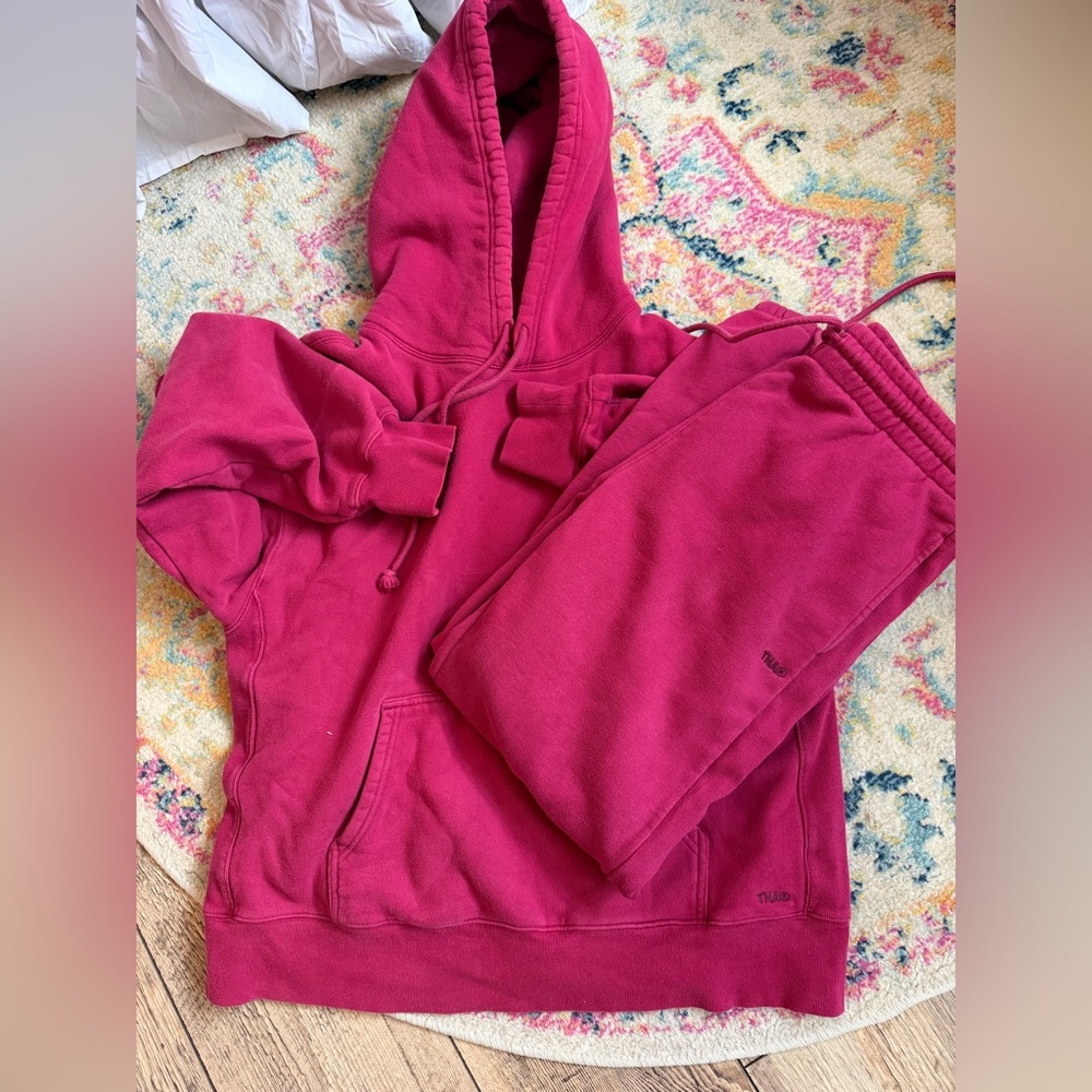 Aritzia Set